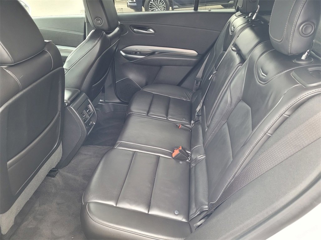 Used 2019 Cadillac XT4 Premium Luxury w/ Technology Package image 9