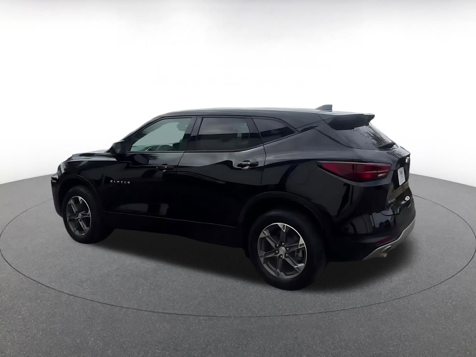 Used 2025 Chevrolet Blazer LT image 10