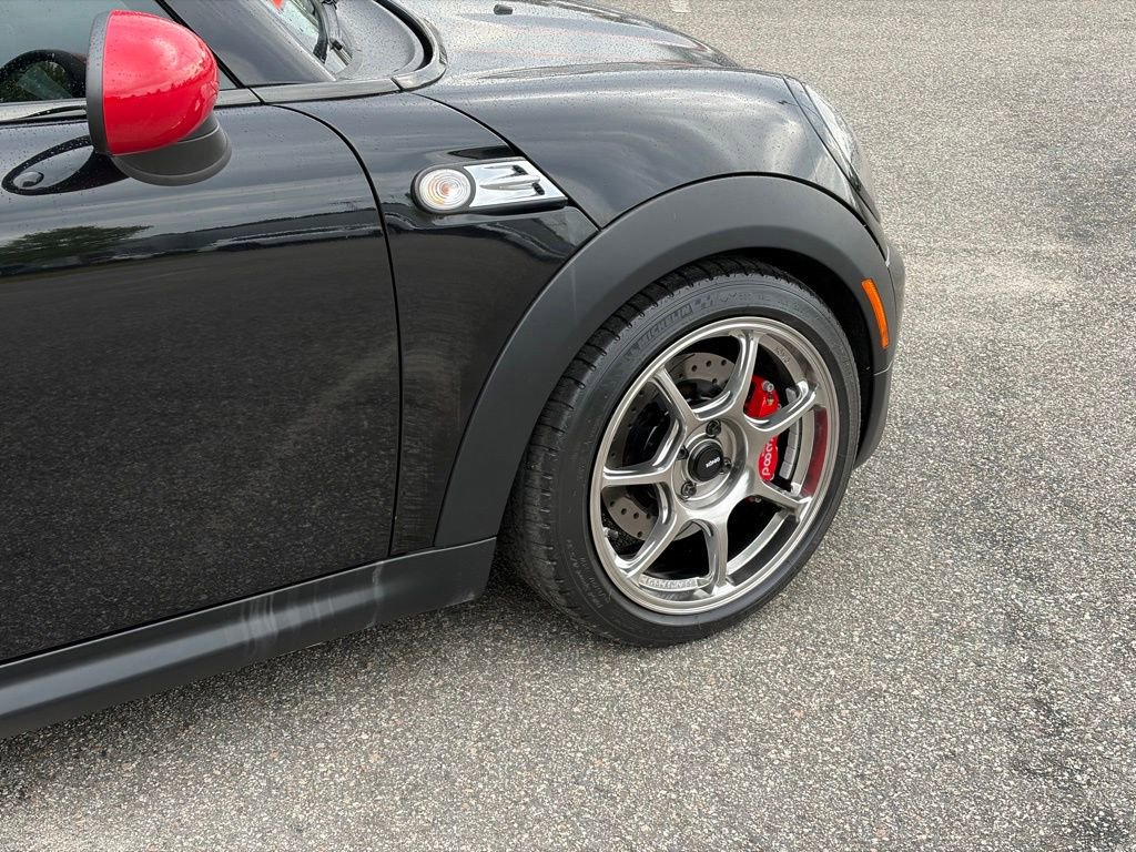 Used 2011 MINI Cooper John Cooper Works FWD image 10