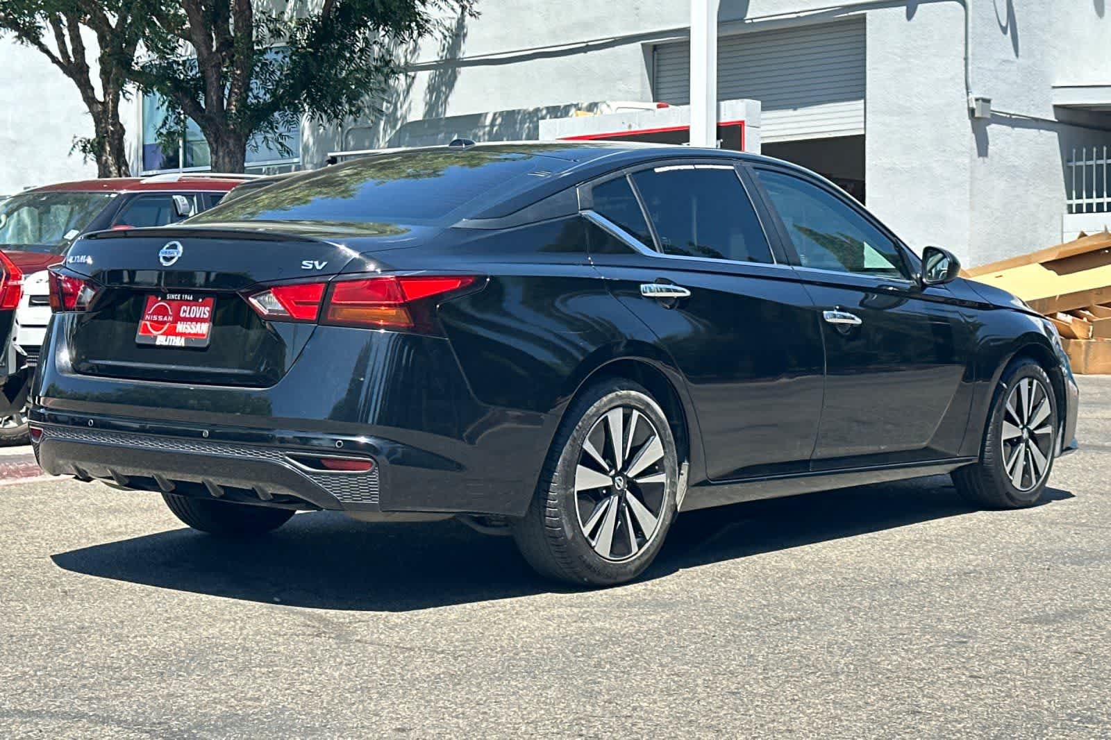 Used 2022 Nissan Altima 2.5 SV FWD image 3