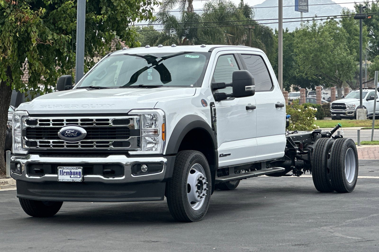 New 2025 Ford F450 XL image 8