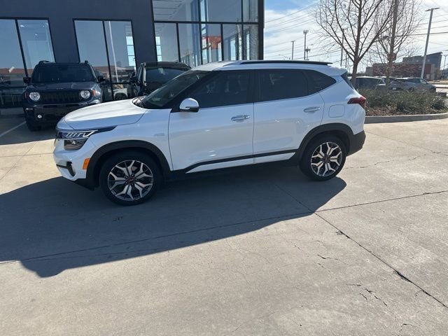 Used 2023 Kia Seltos SX image 4