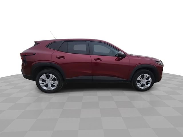 Used 2024 Chevrolet Trax LS FWD image 9