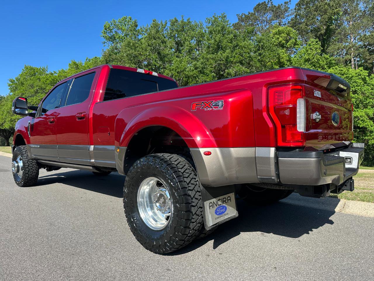 Used 2019 Ford F350 King Ranch w/ King Ranch Ultimate Package AWD/4WD image 7
