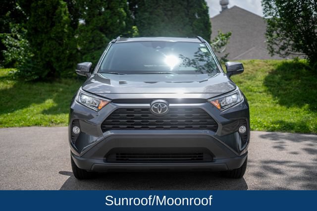 Used 2019 Toyota RAV4 XLE w/ Convenience Package AWD/4WD image 2