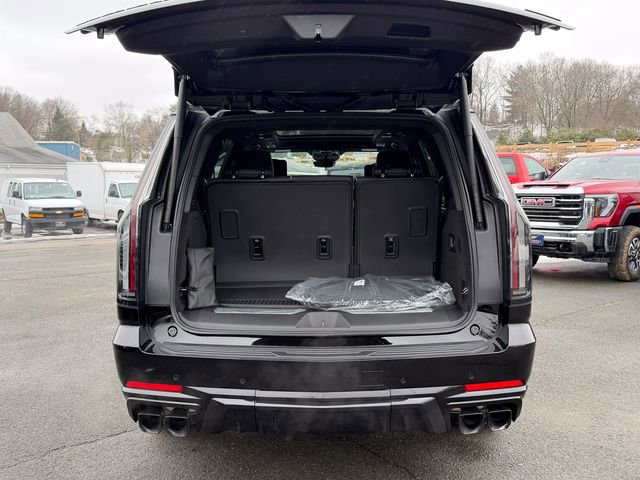 Certified 2026 Cadillac Escalade V w/ LPO, ONYX Package image 31