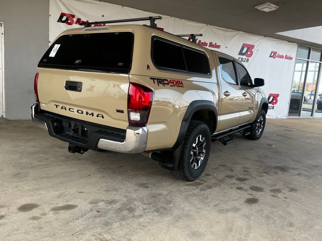 Used 2019 Toyota Tacoma TRD Off-Road image 7