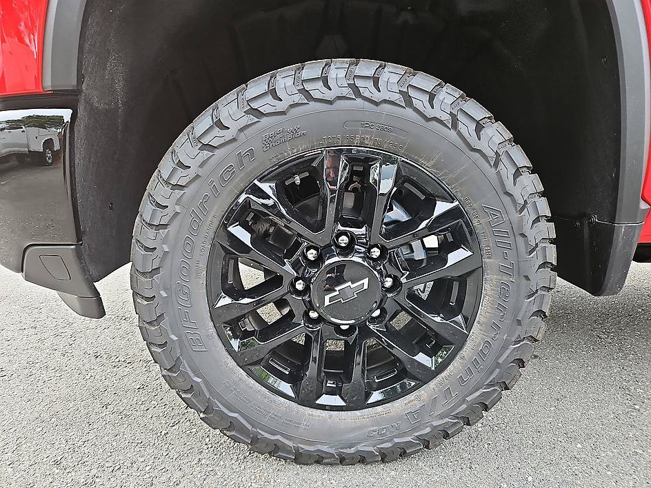 New 2026 Chevrolet Silverado 2500 LT w/ Trail Boss Package AWD/4WD image 9