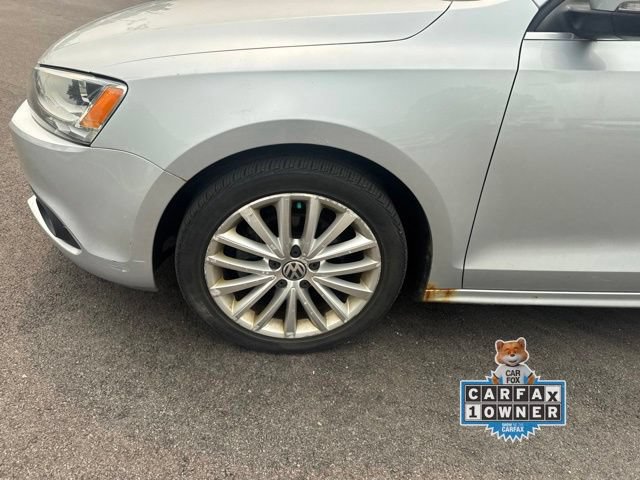 Used 2014 Volkswagen Jetta SEL FWD image 15