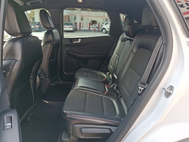 Used 2025 Ford Escape ST-Line FWD image 10