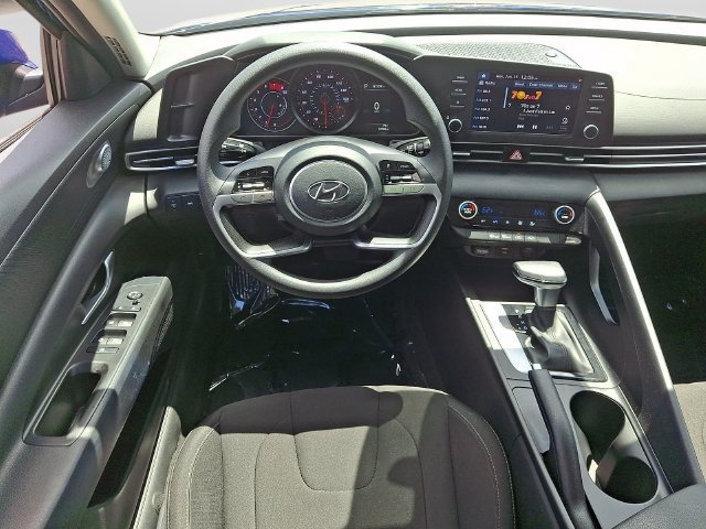 Used 2023 Hyundai Elantra SEL FWD image 11