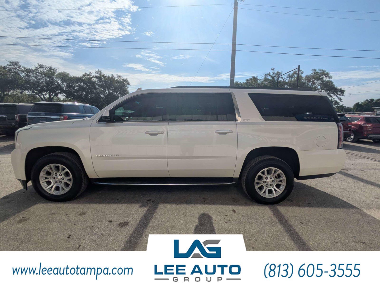 Used 2015 GMC Yukon XL SLT w/ Open Road Package AWD/4WD image 6