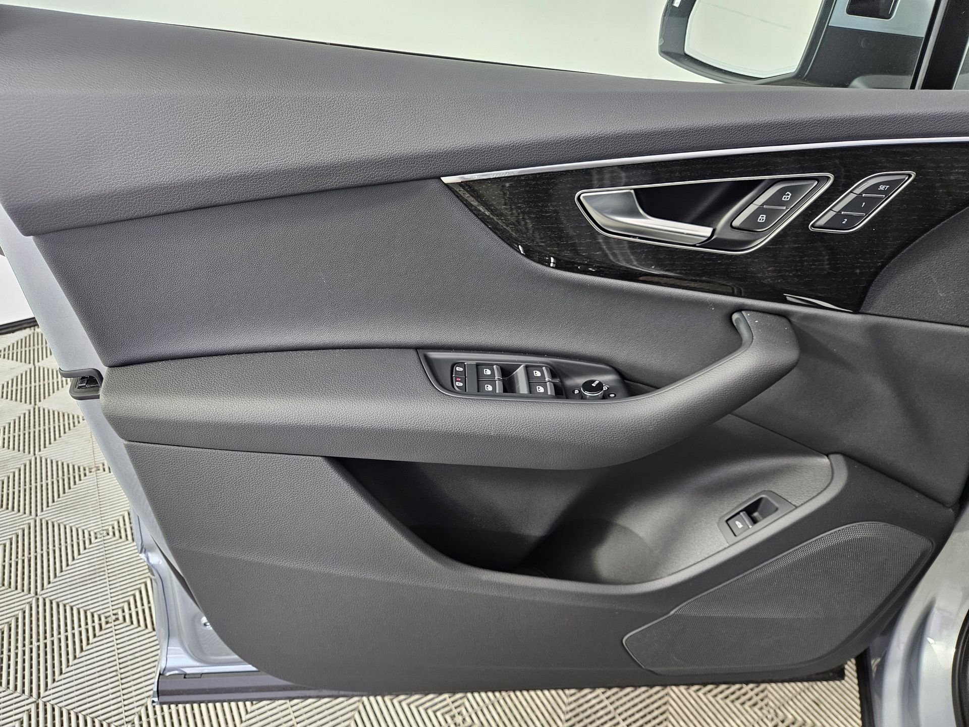 New 2026 Audi Q7 3.0T Premium AWD/4WD image 19