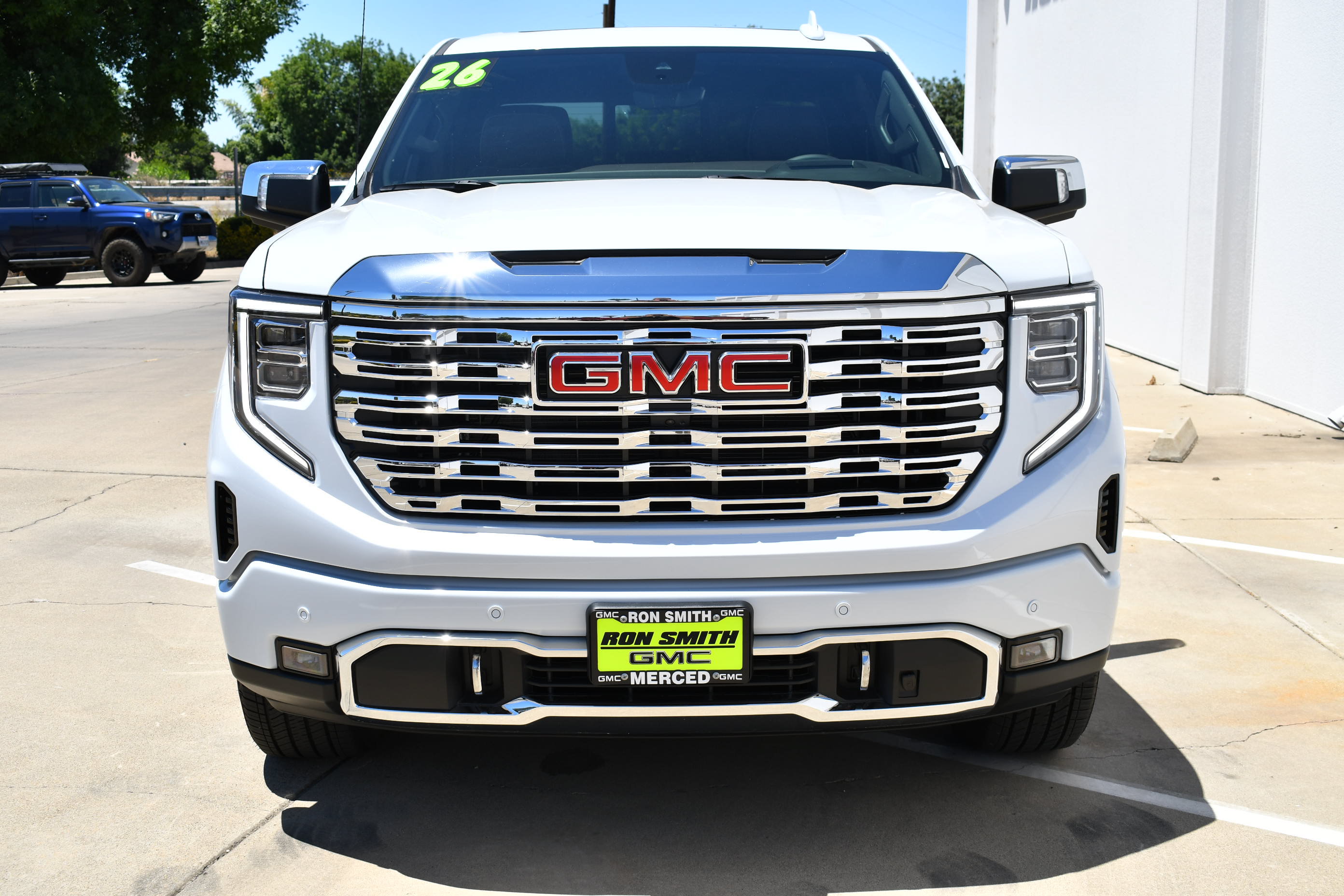 New 2026 GMC Sierra 1500 Denali w/ Denali Reserve Package AWD/4WD image 4
