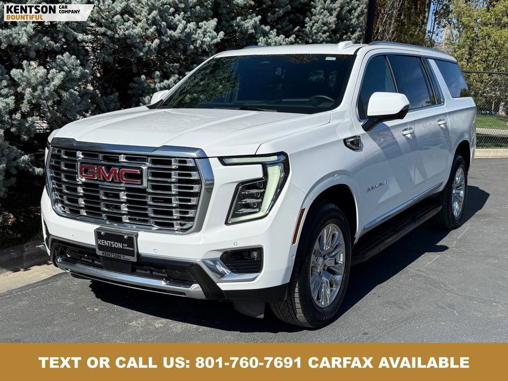 Used 2025 GMC Yukon XL Denali image 3