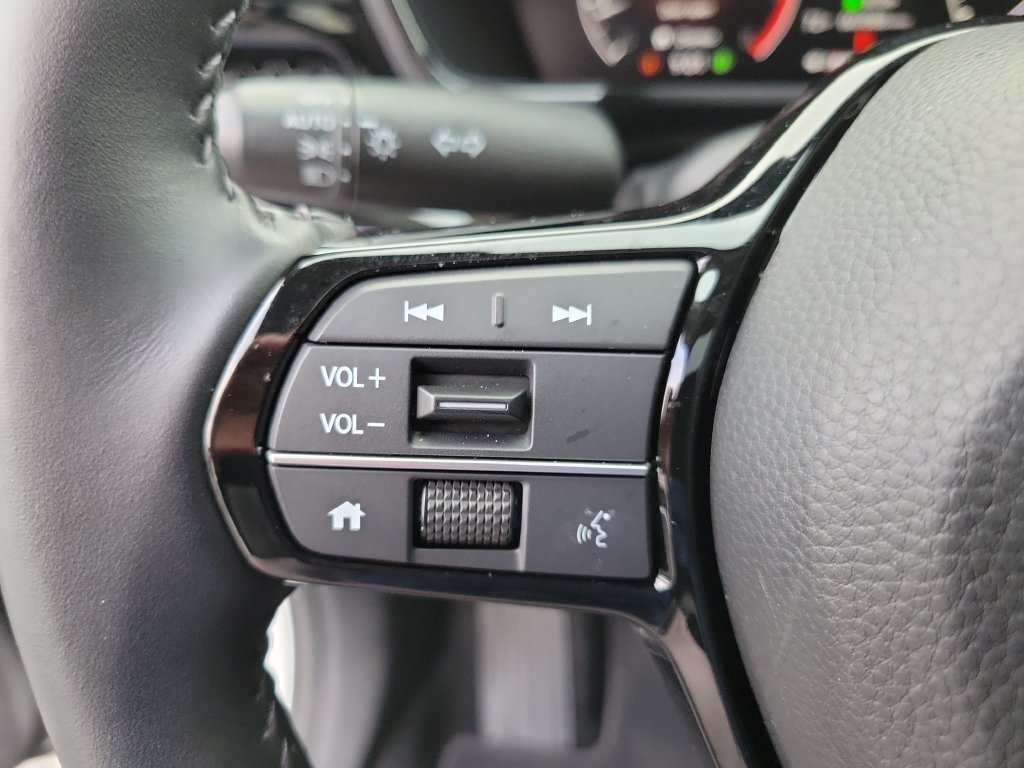 Certified 2025 Honda CR-V EX-L image 30