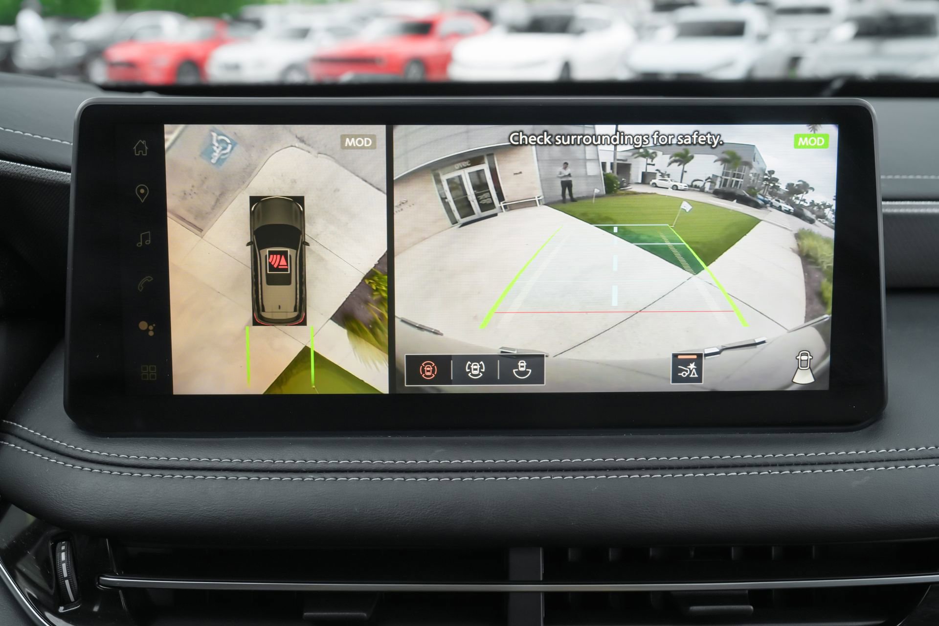 Used 2026 INFINITI QX60 Luxe w/ Cargo Package image 14