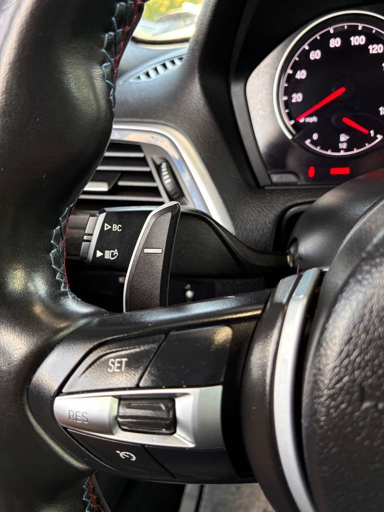 Used 2018 BMW M2 RWD image 25
