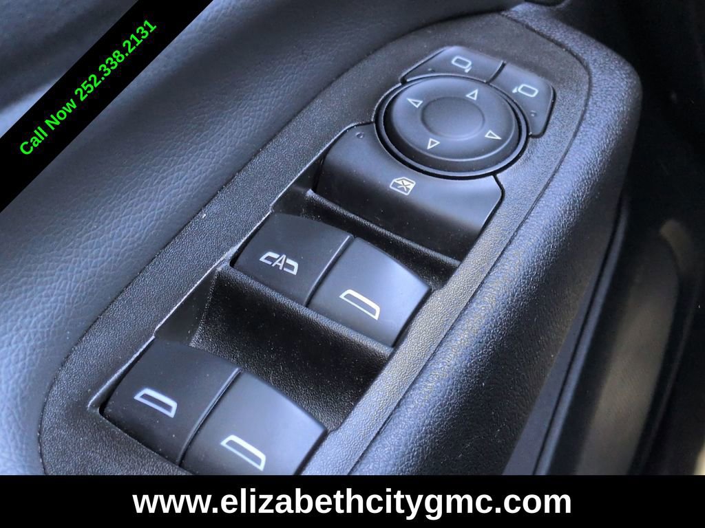 Used 2023 Chevrolet Equinox LT w/ Driver Convenience Package FWD image 23