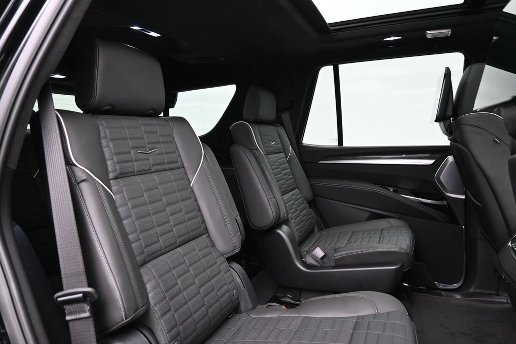 Certified 2026 Cadillac Escalade V w/ LPO, Floor Liner Package AWD/4WD image 39