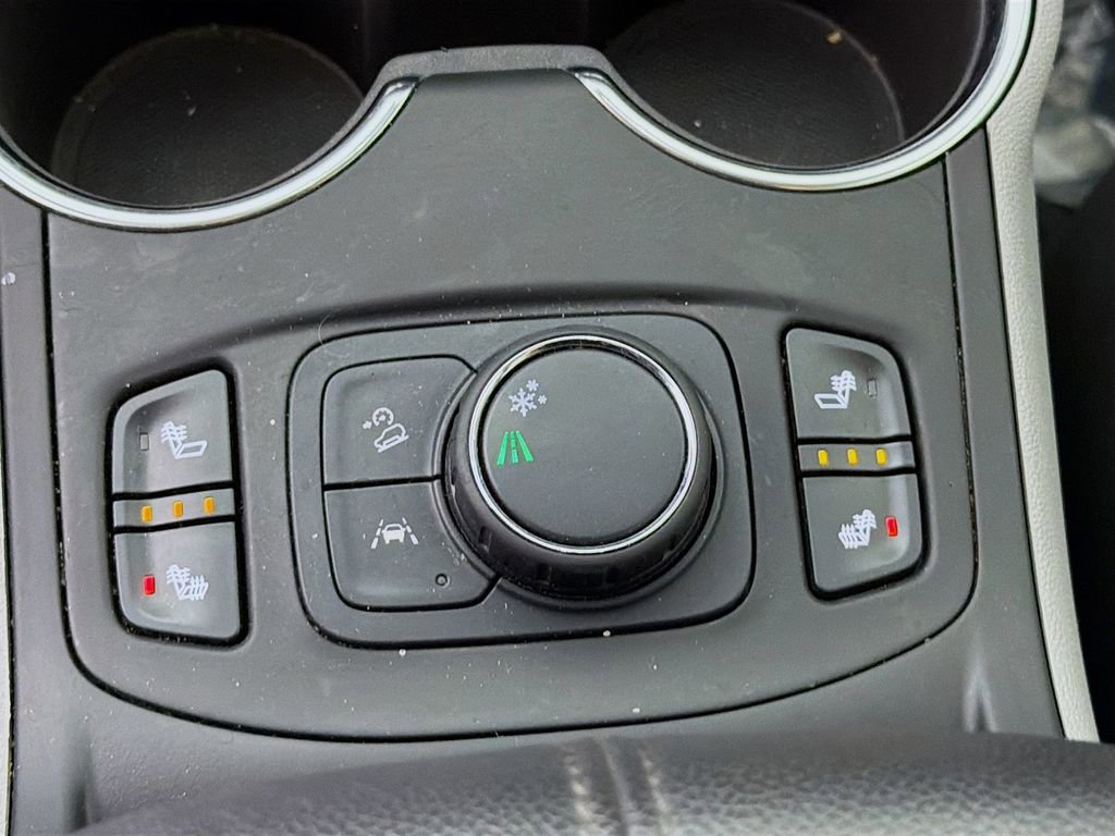 Used 2024 GMC Terrain SLT image 22