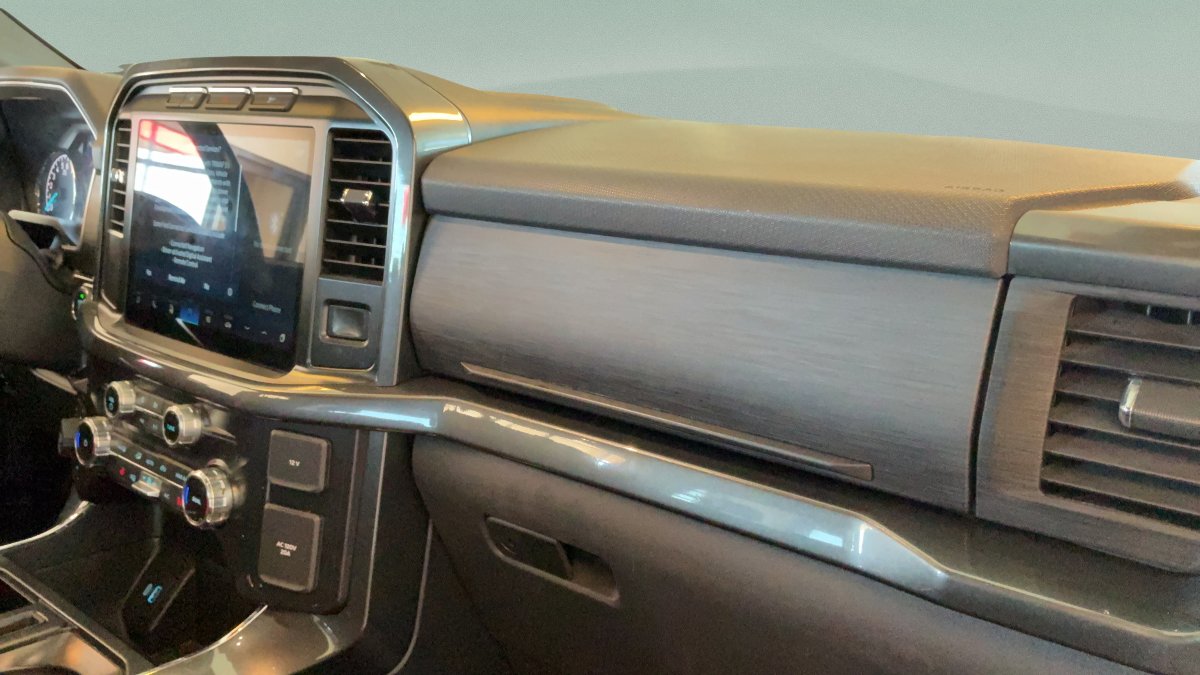 Used 2022 Ford F150 XLT w/ Equipment Group 302A High AWD/4WD image 37