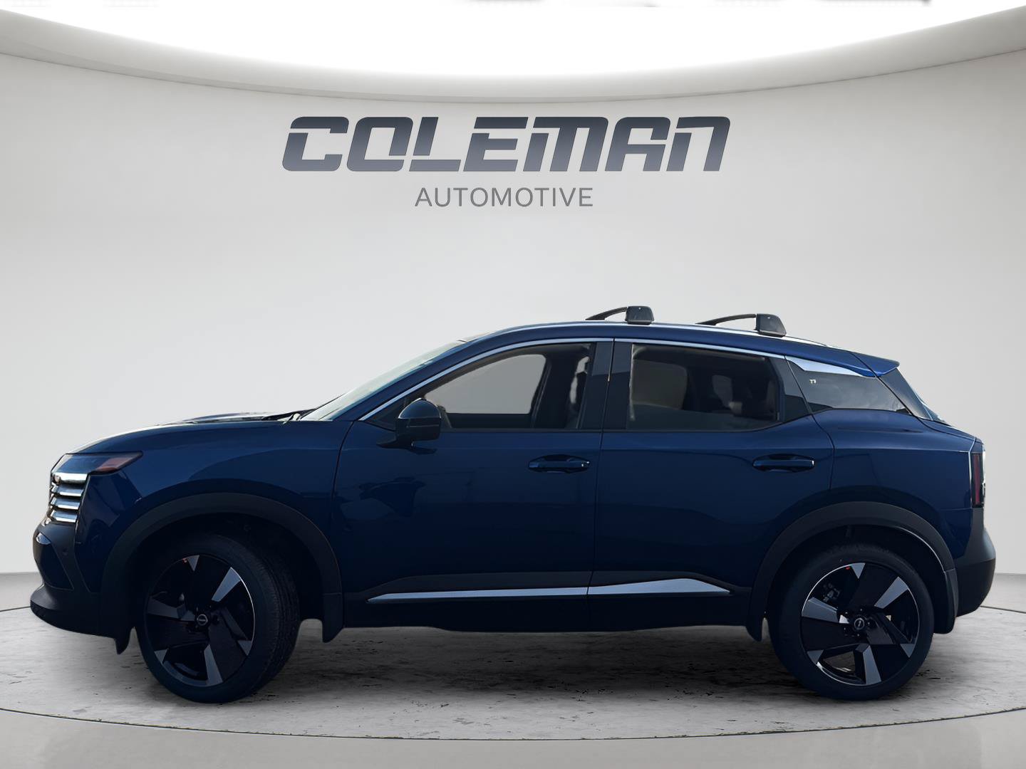 New 2026 Nissan Kicks SR w/ Cold Weather Package AWD/4WD image 2