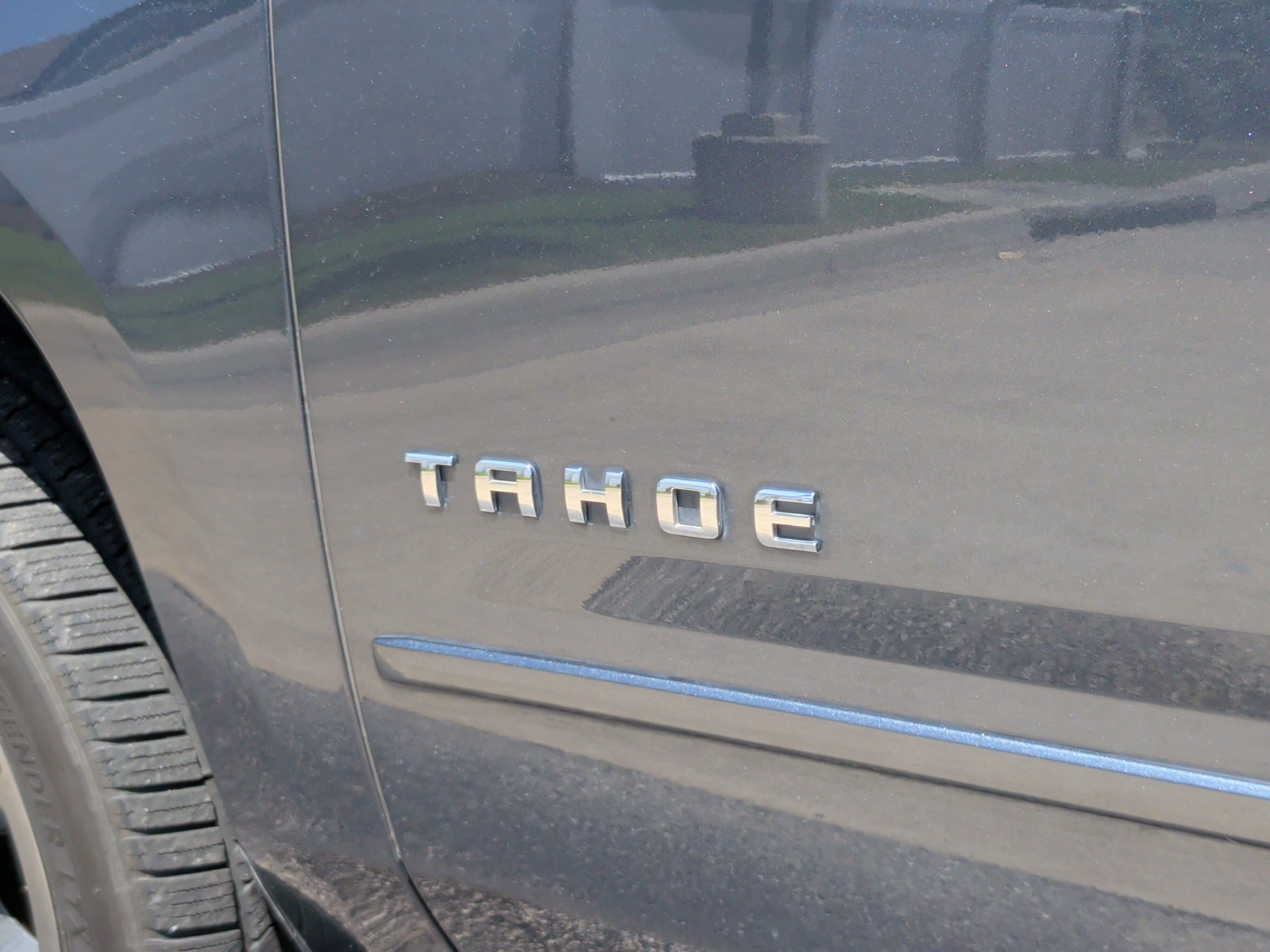 Used 2019 Chevrolet Tahoe Premier RWD image 13