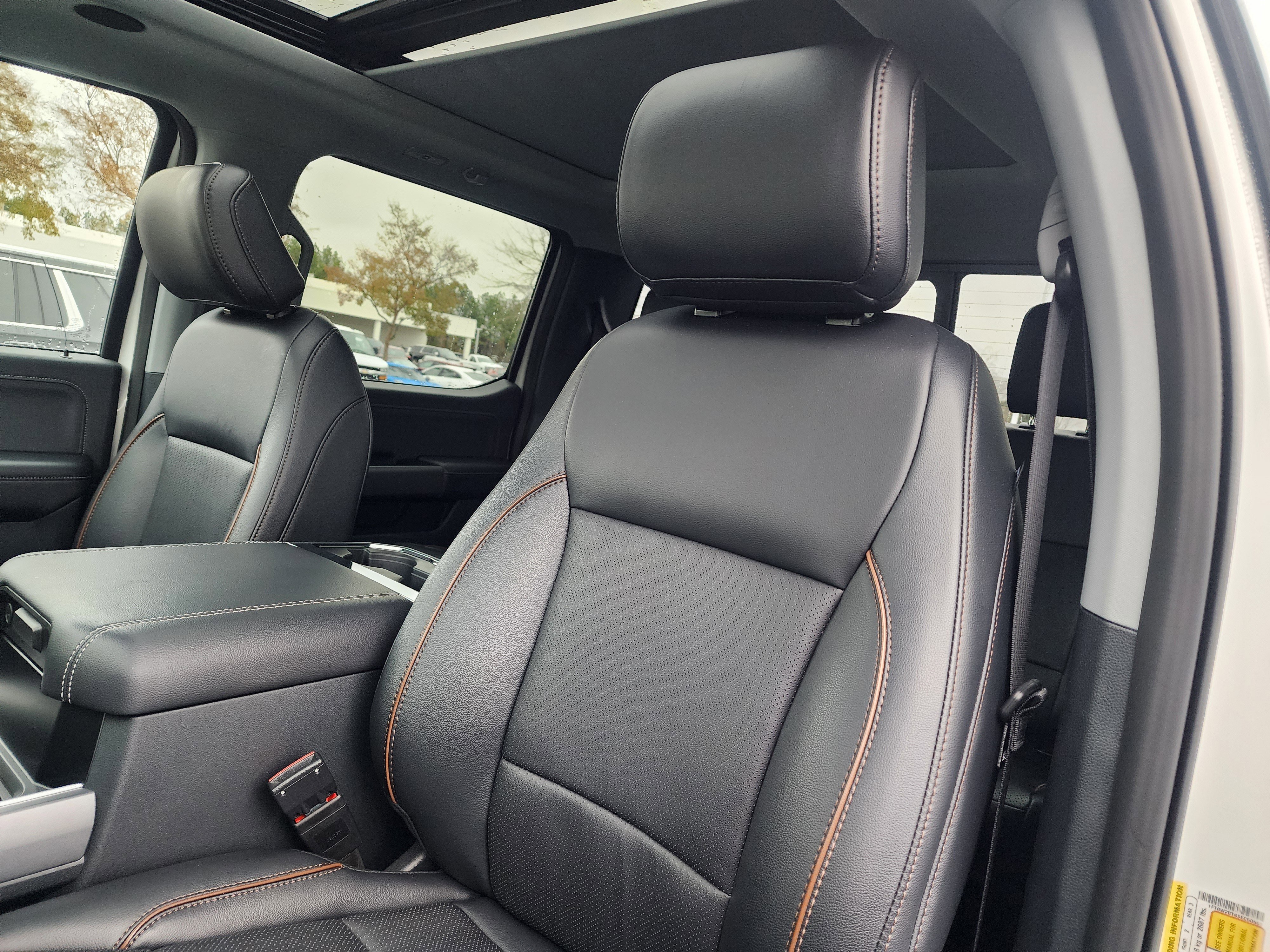 Used 2025 Ford F250 Lariat w/ Lariat Ultimate Package image 20