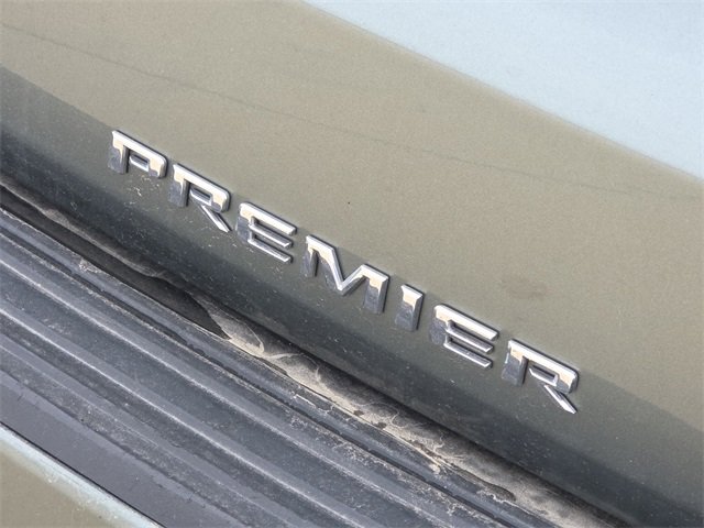 Used 2023 Chevrolet Suburban Premier image 14