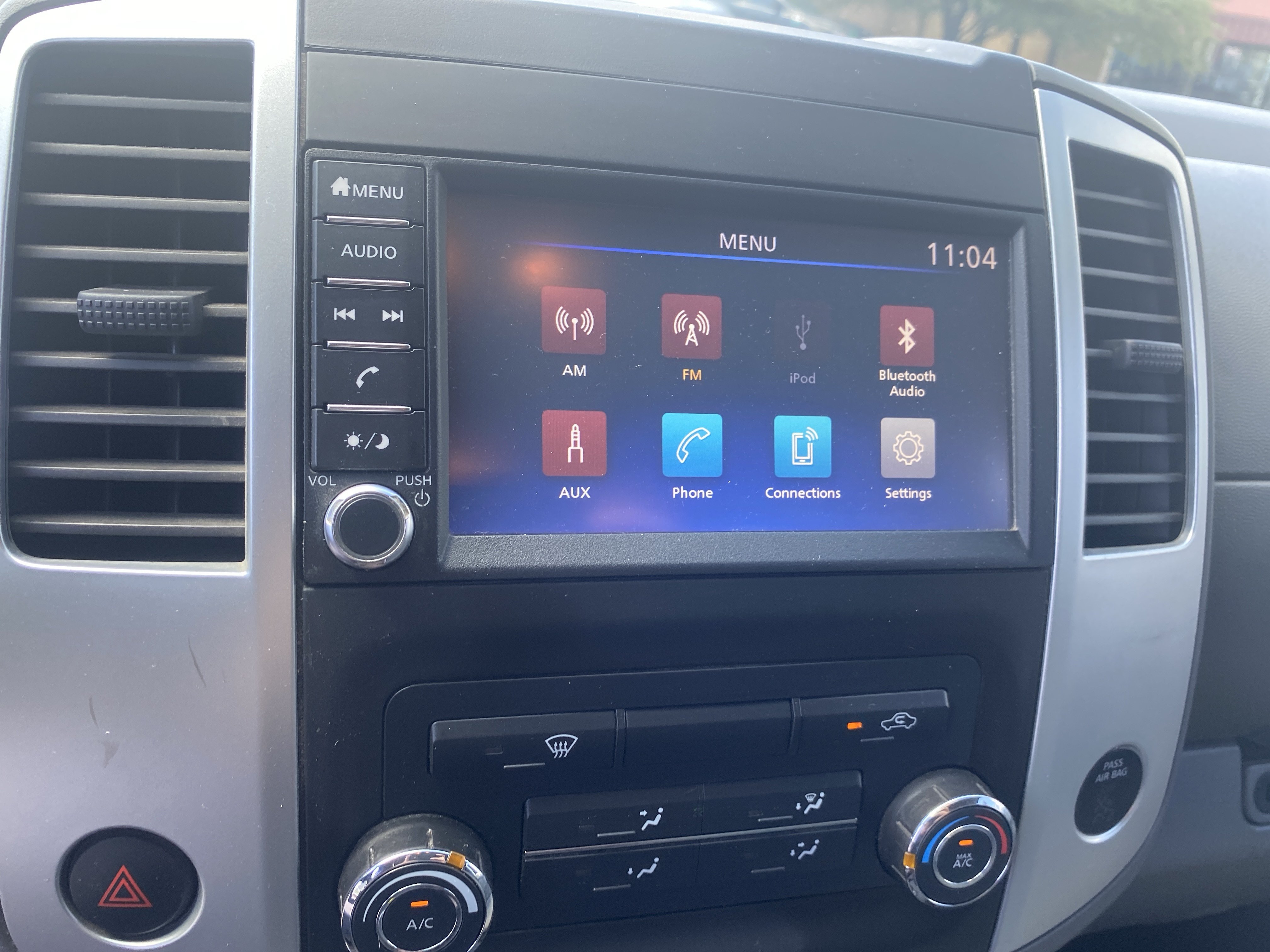 Used 2020 Nissan Frontier S RWD image 9
