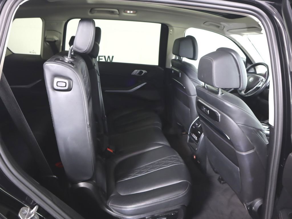 Used 2023 BMW X7 xDrive40i w/ Premium Package AWD/4WD image 29