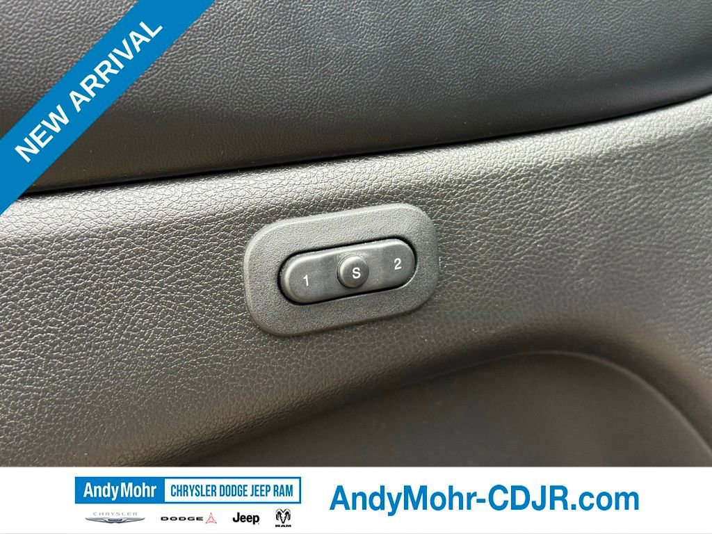 Used 2018 Jeep Grand Cherokee Limited AWD/4WD image 13