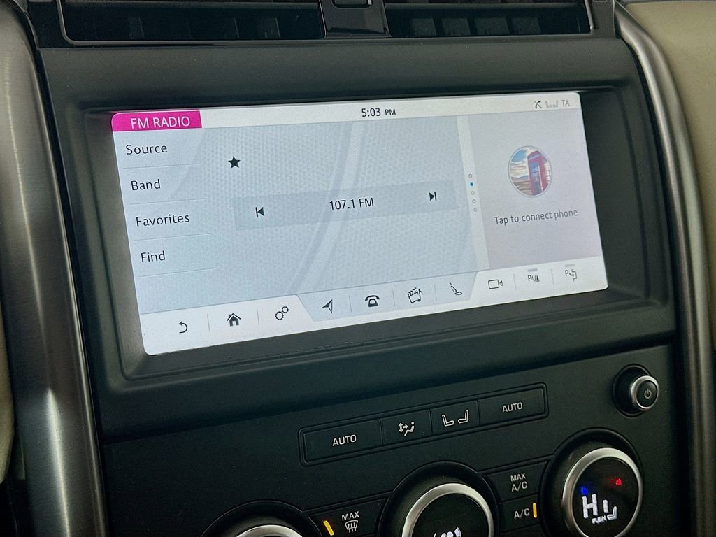 Used 2020 Land Rover Discovery Landmark image 17