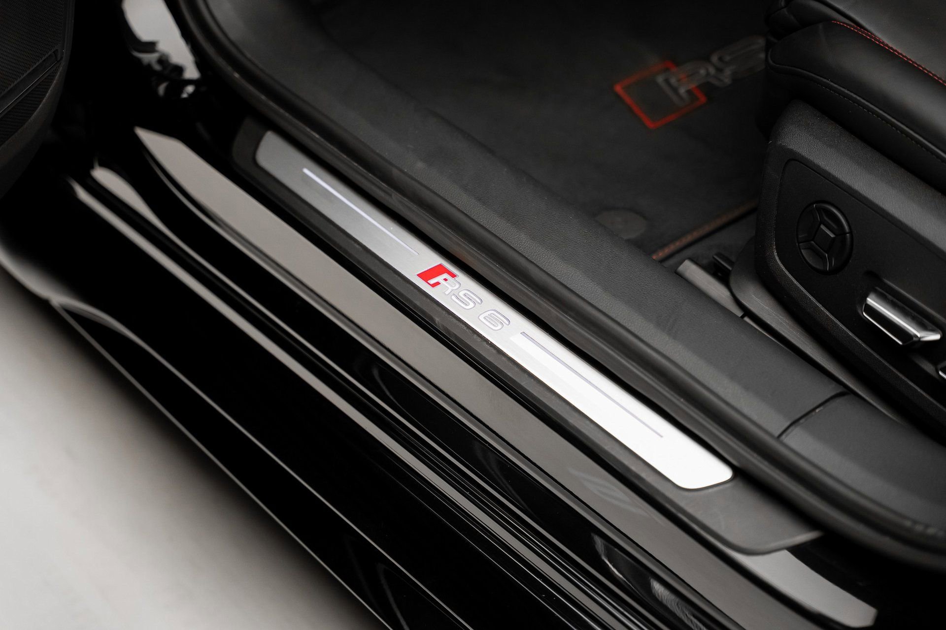 Used 2022 Audi RS 6 AWD/4WD image 55