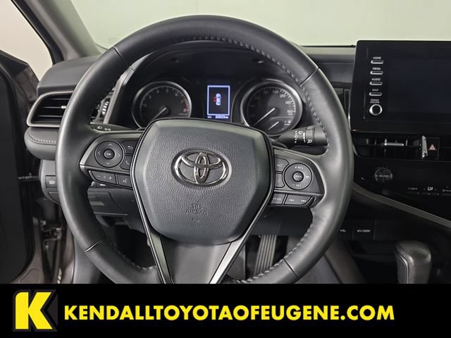 Used 2024 Toyota Camry SE FWD image 10