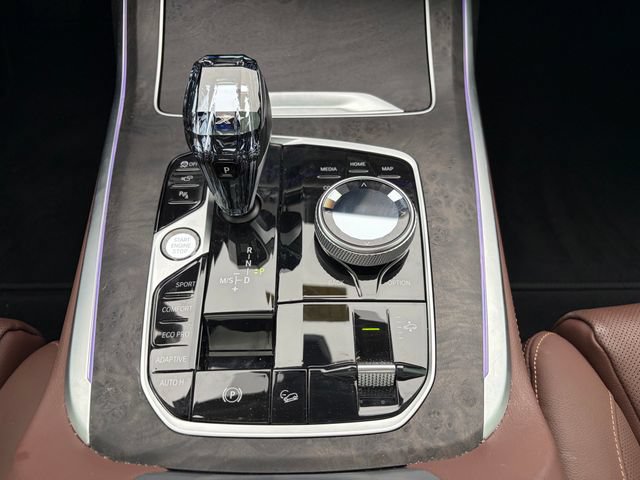 Used 2022 BMW X7 xDrive40i w/ Executive Package AWD/4WD image 9