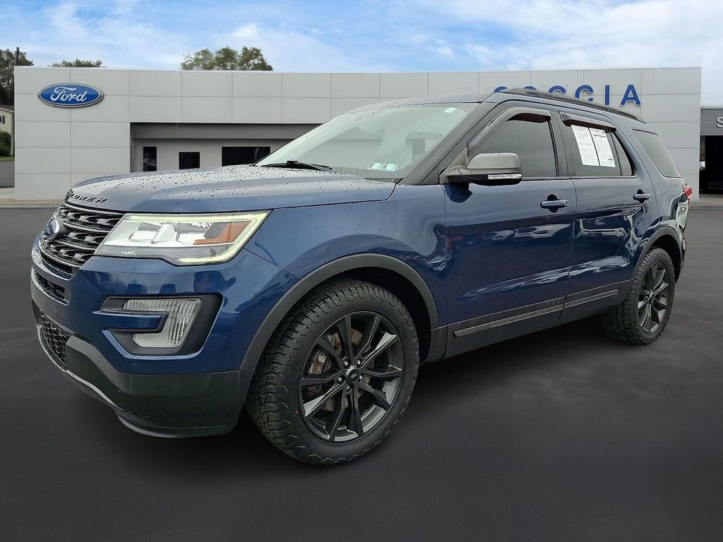 Certified 2017 Ford Explorer XLT w/ Equipment Group 202A image 1
