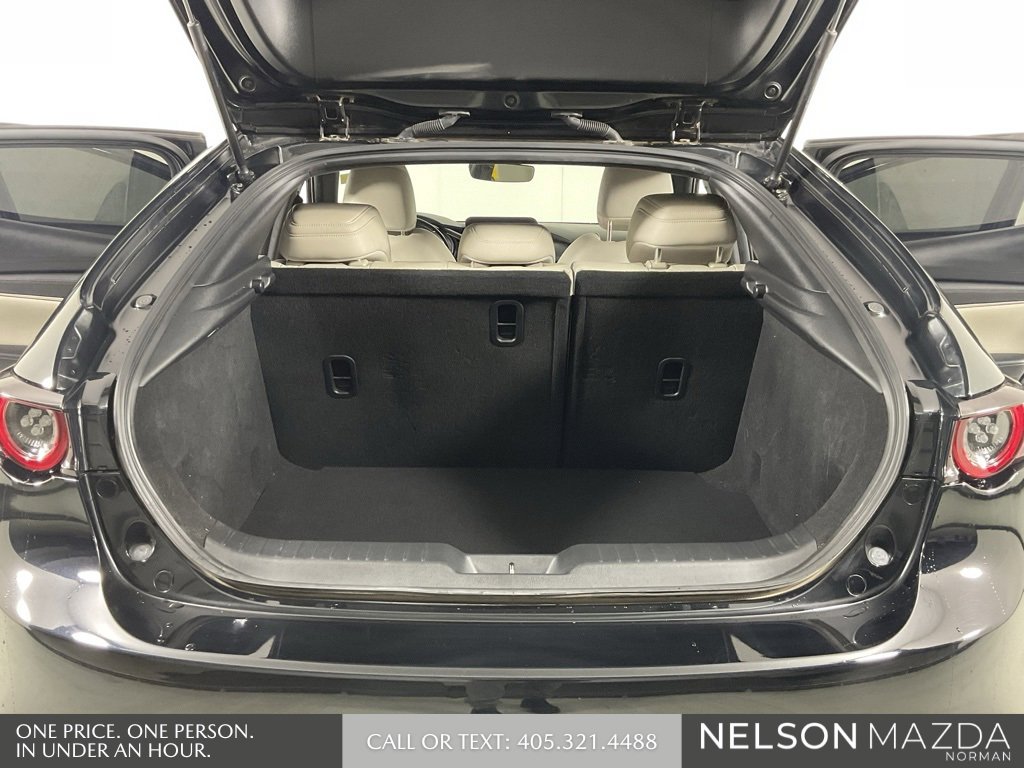 Used 2021 MAZDA MAZDA3 s image 13