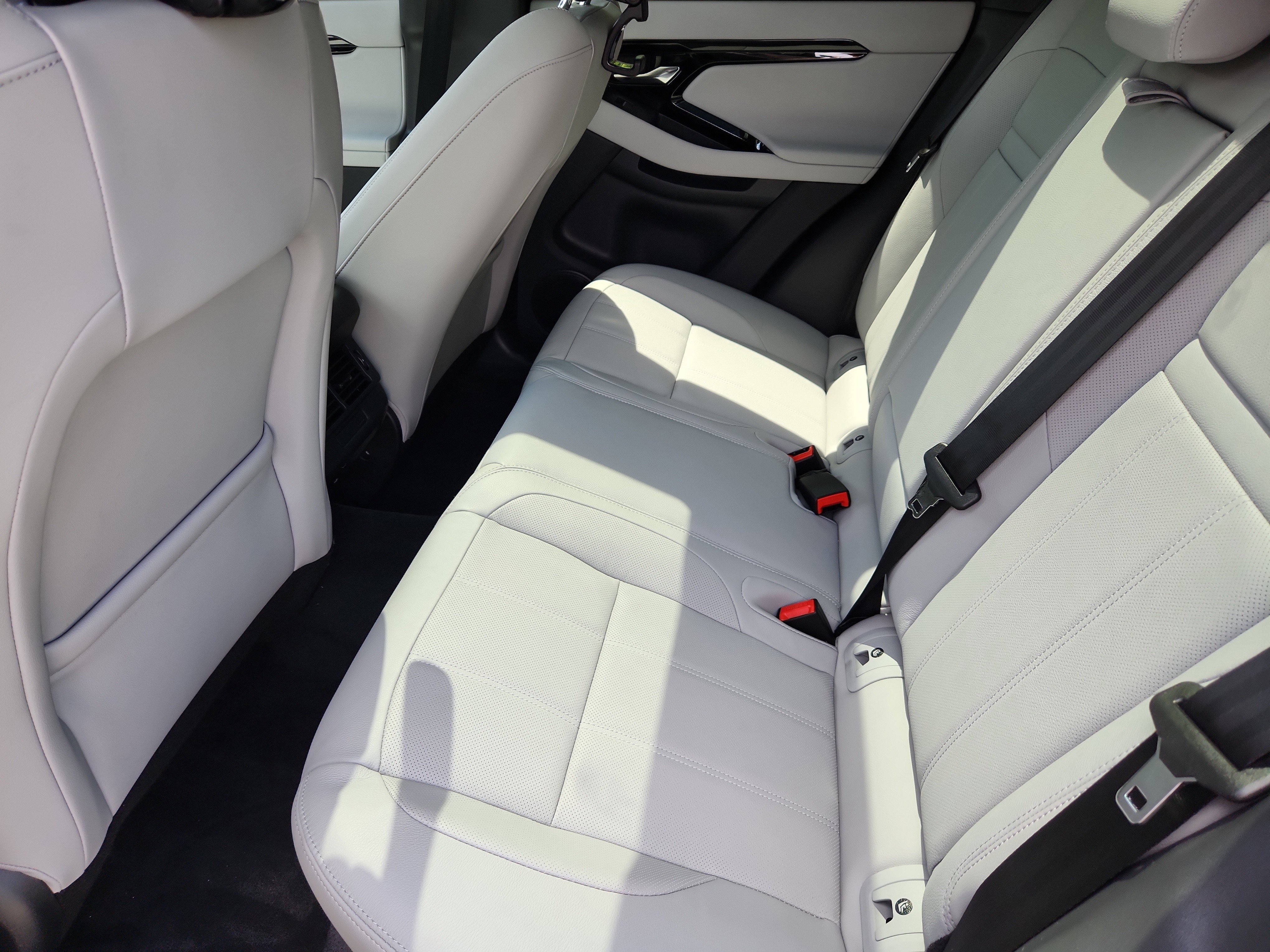 New 2026 Land Rover Range Rover Evoque S image 5