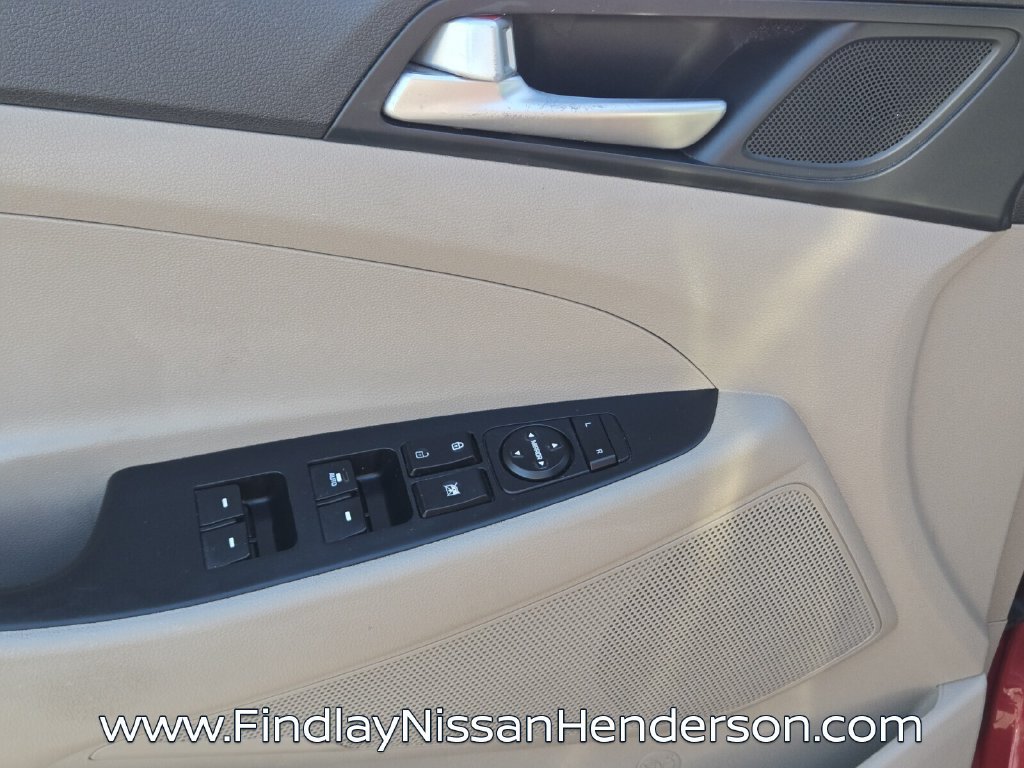 Used 2021 Hyundai Tucson Value FWD image 19