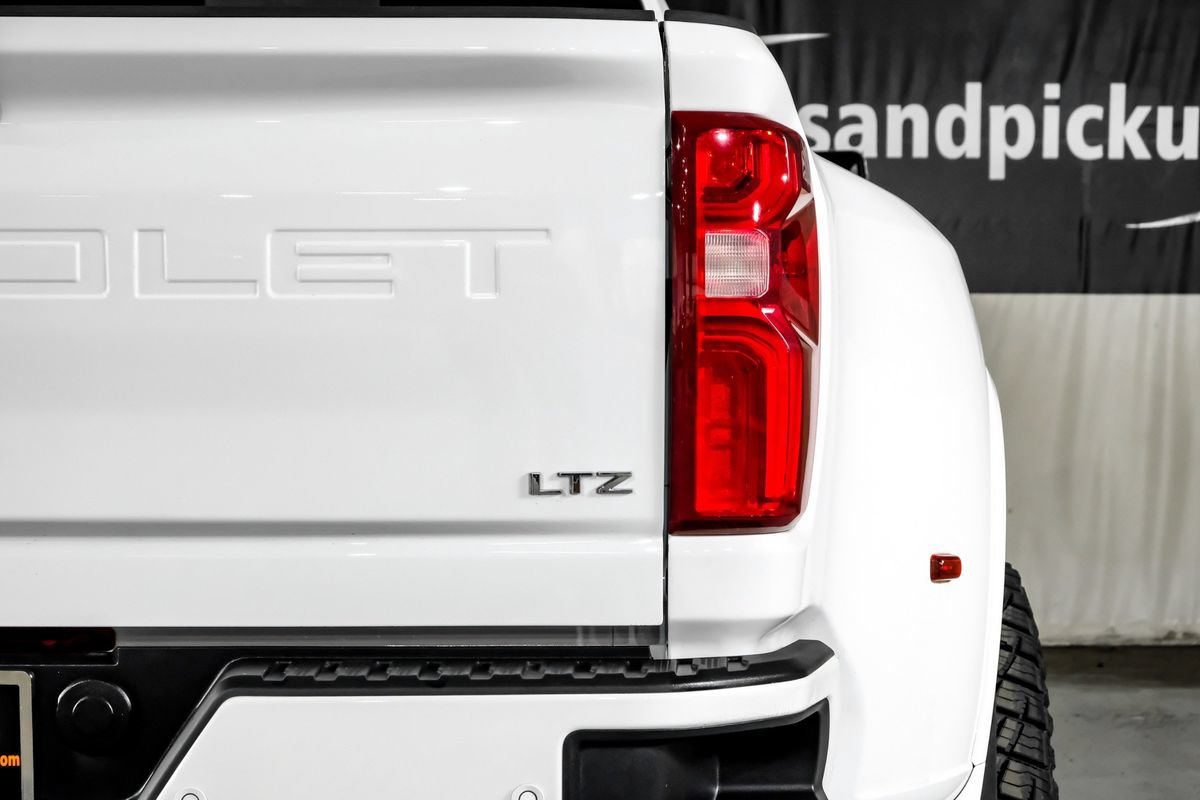 Used 2022 Chevrolet Silverado 3500 LTZ w/ LTZ Plus Package AWD/4WD image 43
