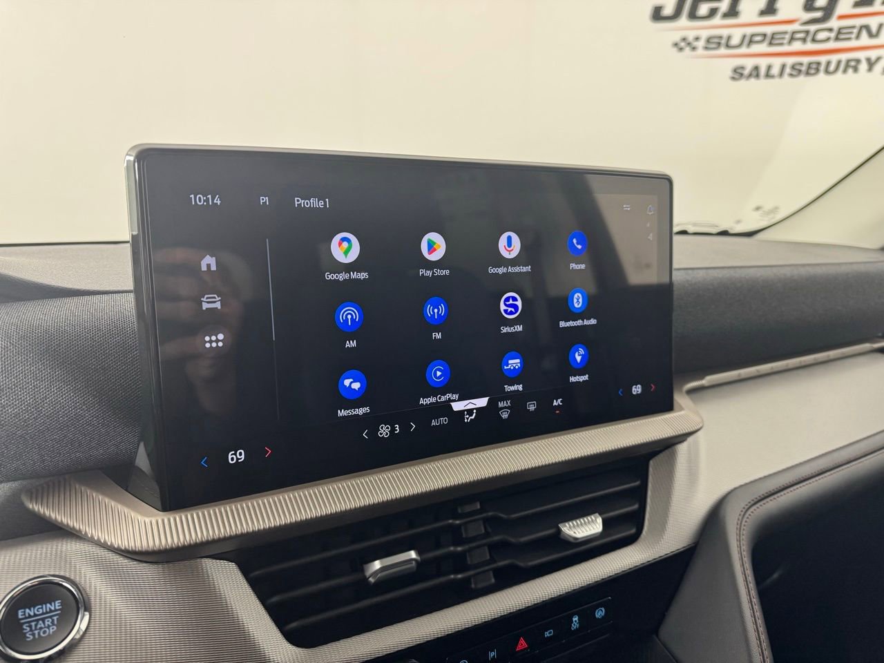 Used 2026 Ford Explorer Active RWD image 16