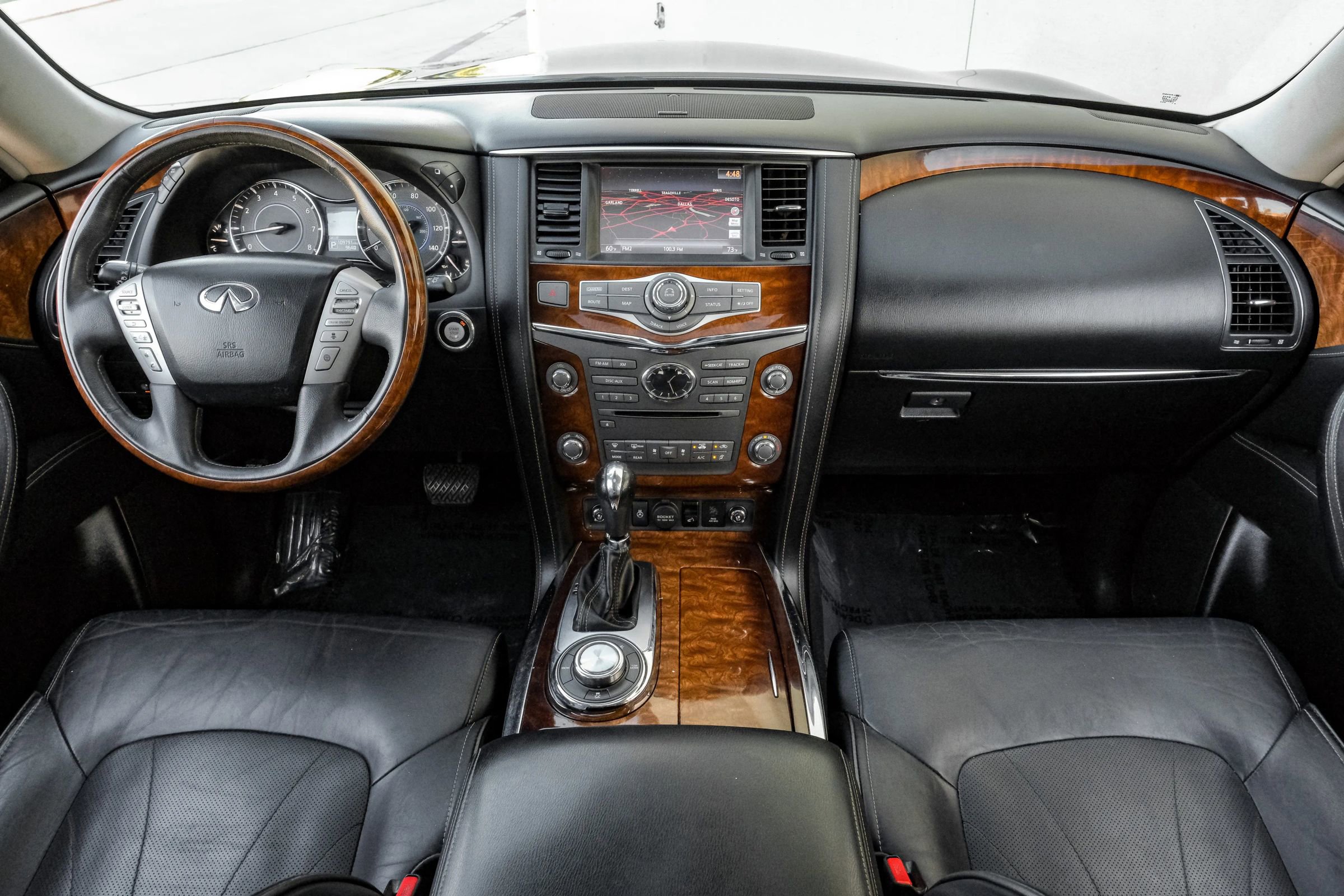 Used 2016 INFINITI QX80 4WD w/ Deluxe Technology Package image 16