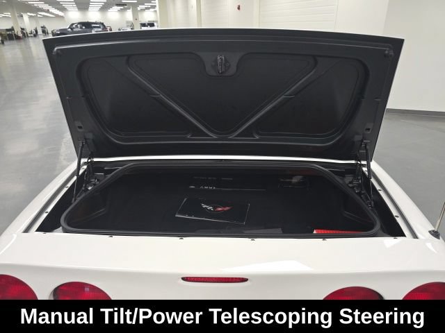Used 2001 Chevrolet Corvette Convertible w/ Preferred Equipment Group2 RWD image 10