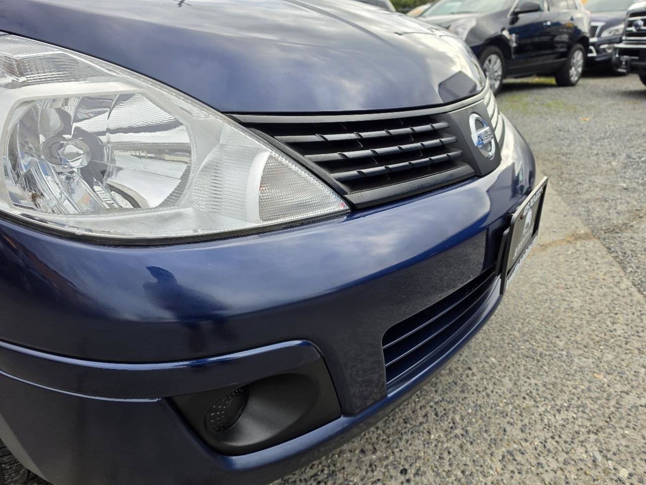 Used 2011 Nissan Versa Sedan FWD image 31