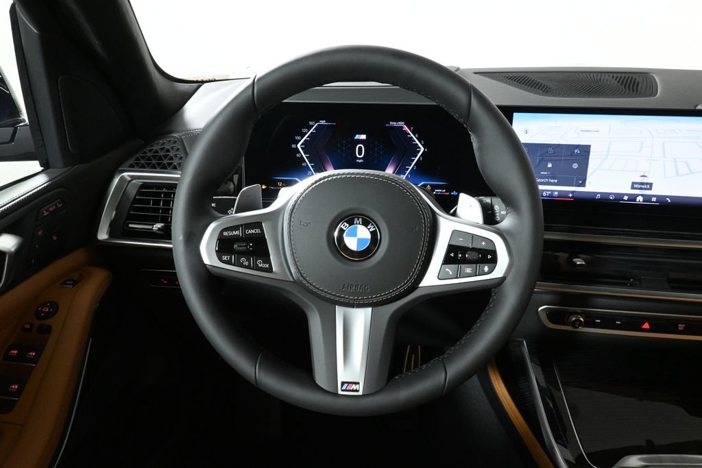 Used 2027 BMW X7 xDrive40i w/ M Sport Package AWD/4WD image 18