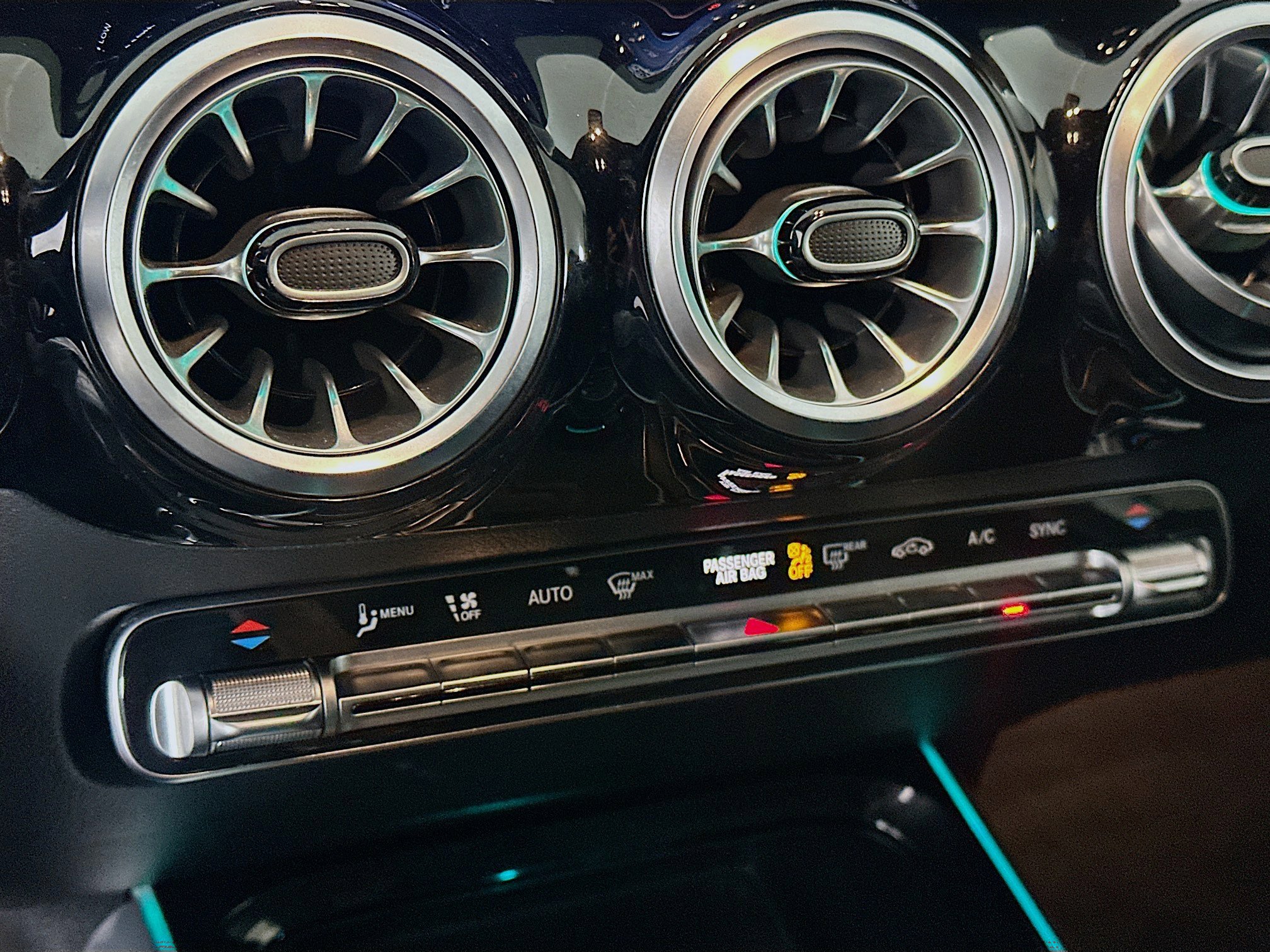 Used 2022 Mercedes-Benz GLA 250 image 22