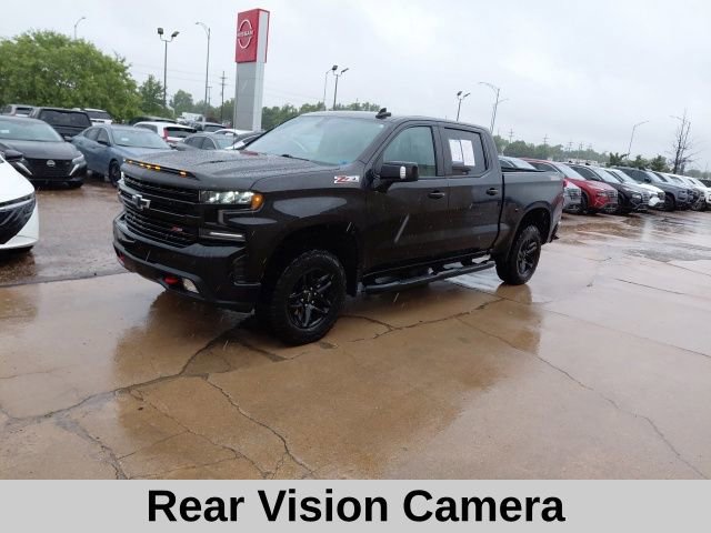 Used 2020 Chevrolet Silverado 1500 LT Trail Boss w/ Midnight Edition AWD/4WD image 9