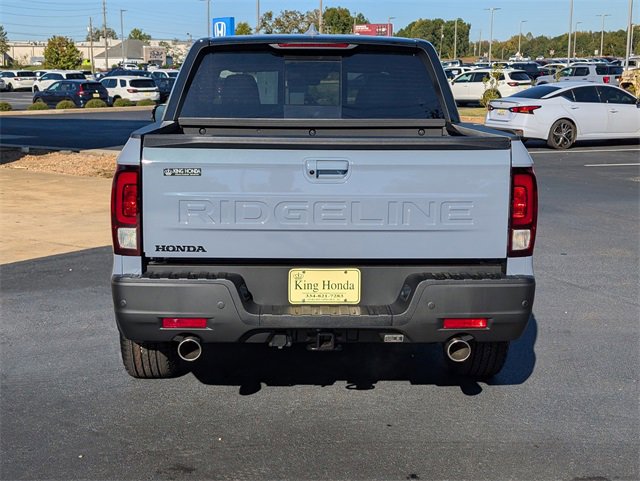 New 2026 Honda Ridgeline Black Edition image 7